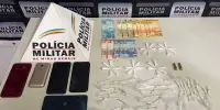 TRÁFICO DE DROGAS Dupla é presa com 58 pedras de crack, 30 pinos de cocaína e munições