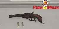MENOR INFRATOR Adolescente de 17 anos é apreendido andando armado com garrucha