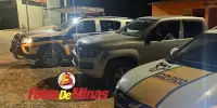 EM SANTA MARIA DE ITABIRA Homem de 43 anos é preso dirigindo armado e por adulteração de veículo