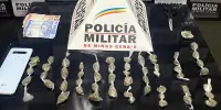 TRÁFICO DE DROGAS Polícia Militar apreende menor infrator com 54 porções de maconha em santa bárbara