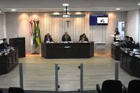 Projetos voltados à inclusão, modernização dos serviços públicos e valorização do artesanato são aprovados