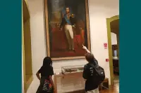 Alunos do Parlamento Jovem de São Gonçalo do Rio Abaixo realizam visita cultural a Ouro Preto