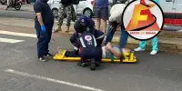 Mulher é atropelada por motociclista enquanto atravessava faixa de pedestres em Itabira; Veja Vídeo